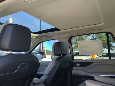 2025 Lincoln Navigator L Reserve