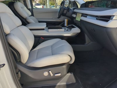 2025 Lincoln Navigator L Reserve