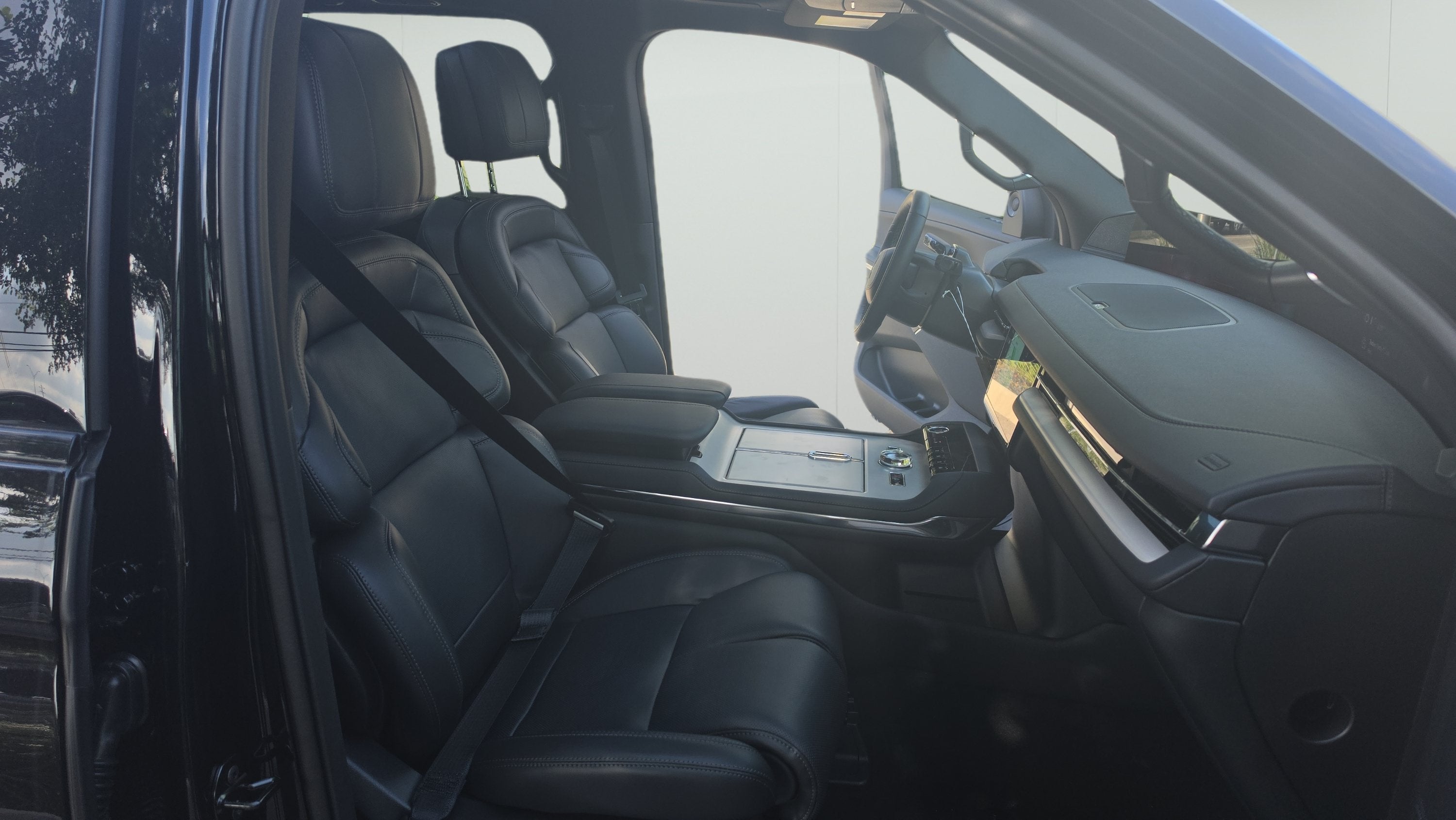 2027 Lincoln Navigator L Reserve