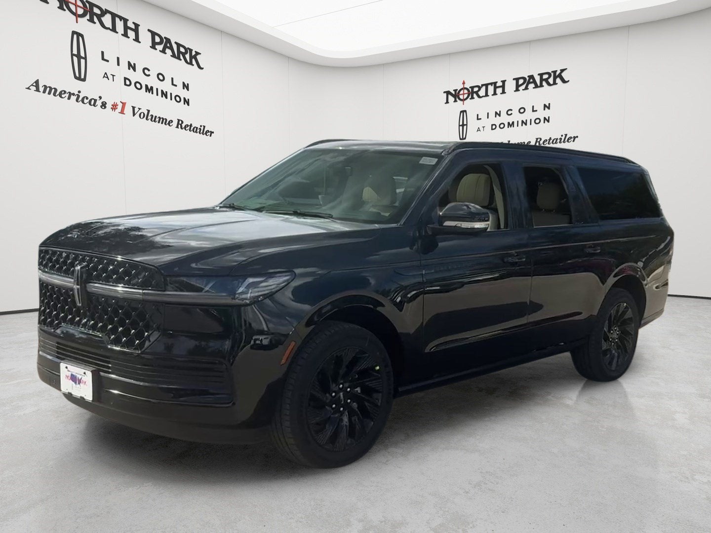 2027 Lincoln Navigator L Reserve