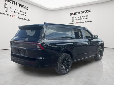 2027 Lincoln Navigator L Reserve