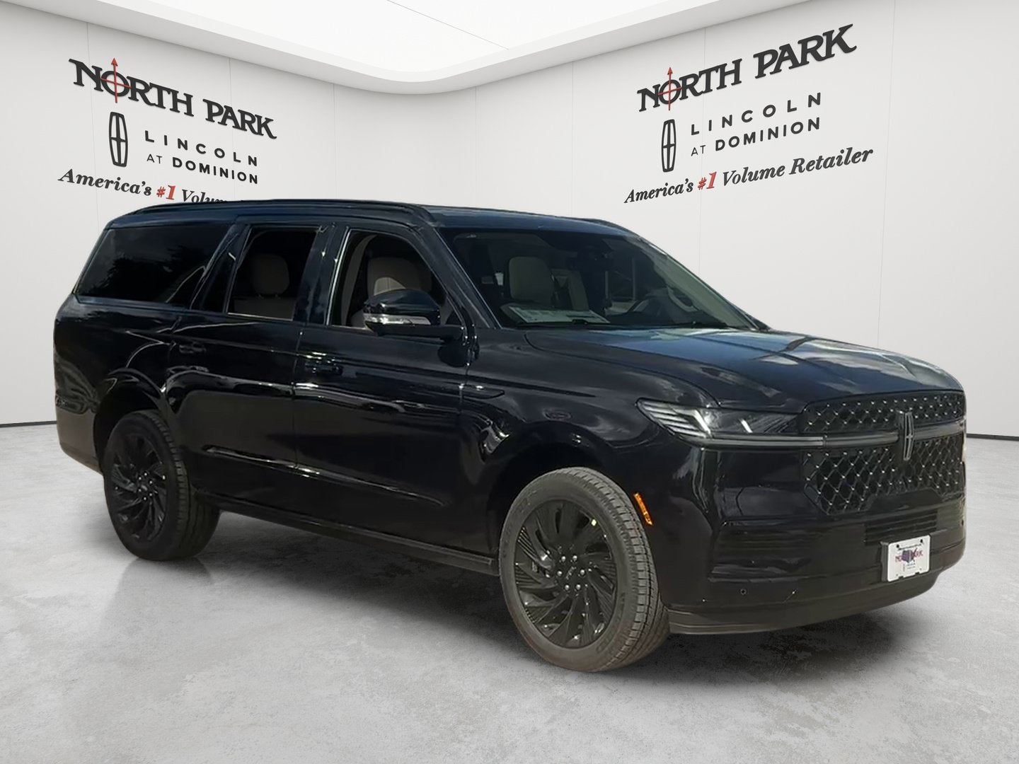 2027 Lincoln Navigator L Reserve