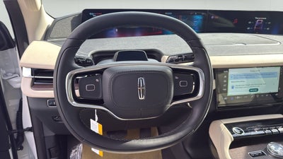2027 Lincoln Navigator L Reserve