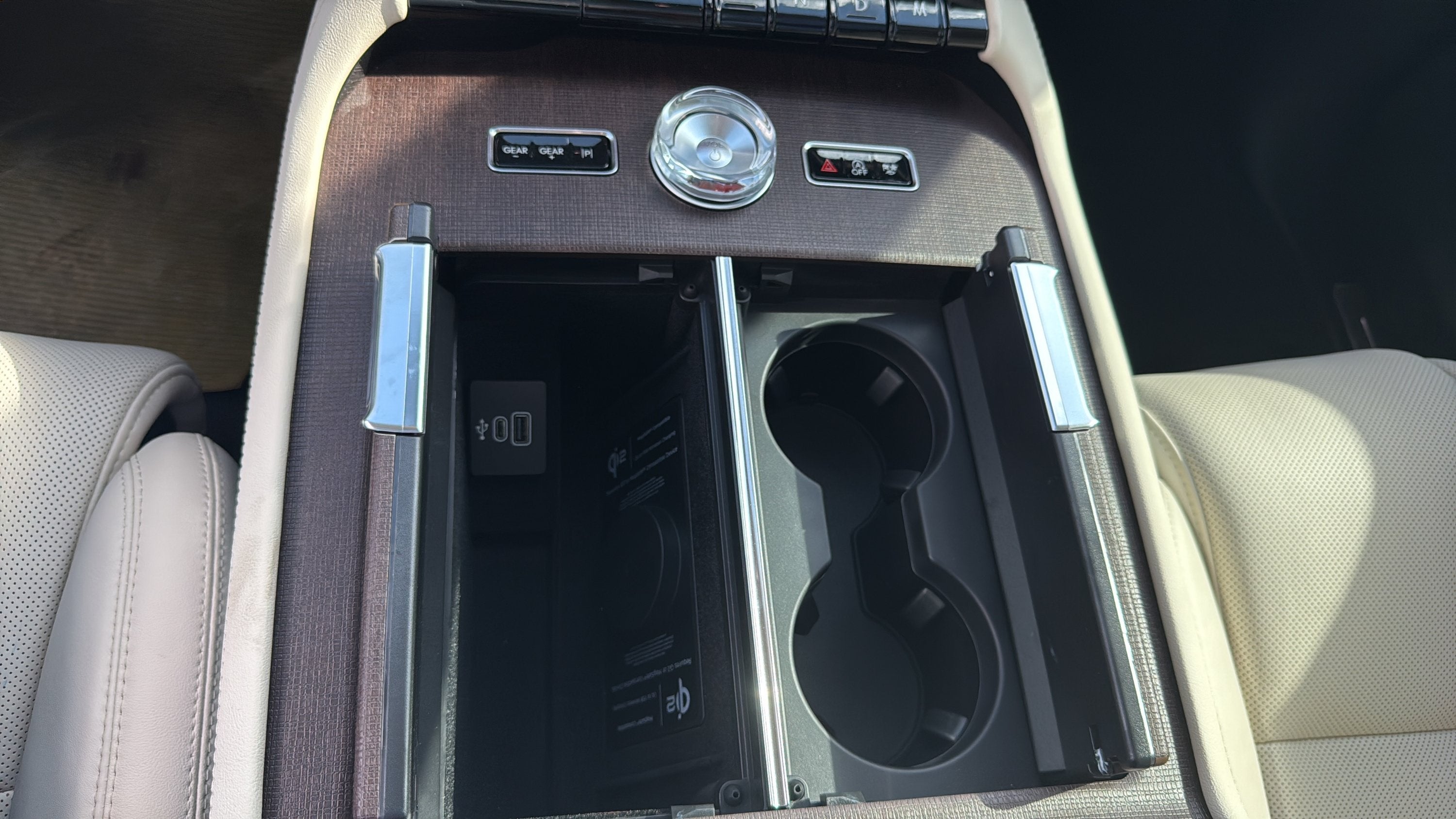 2027 Lincoln Navigator L Reserve