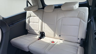2027 Lincoln Navigator L Reserve