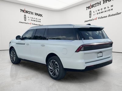 2027 Lincoln Navigator L Reserve