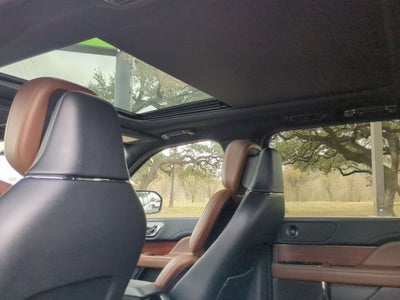 2023 Lincoln Navigator L Reserve