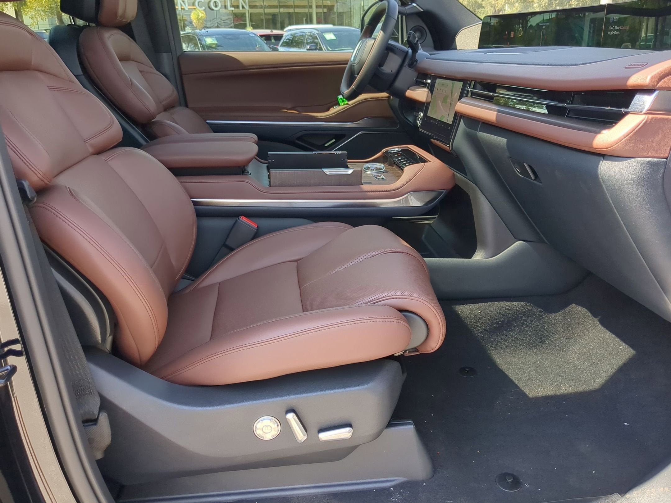 2025 Lincoln Navigator L Reserve