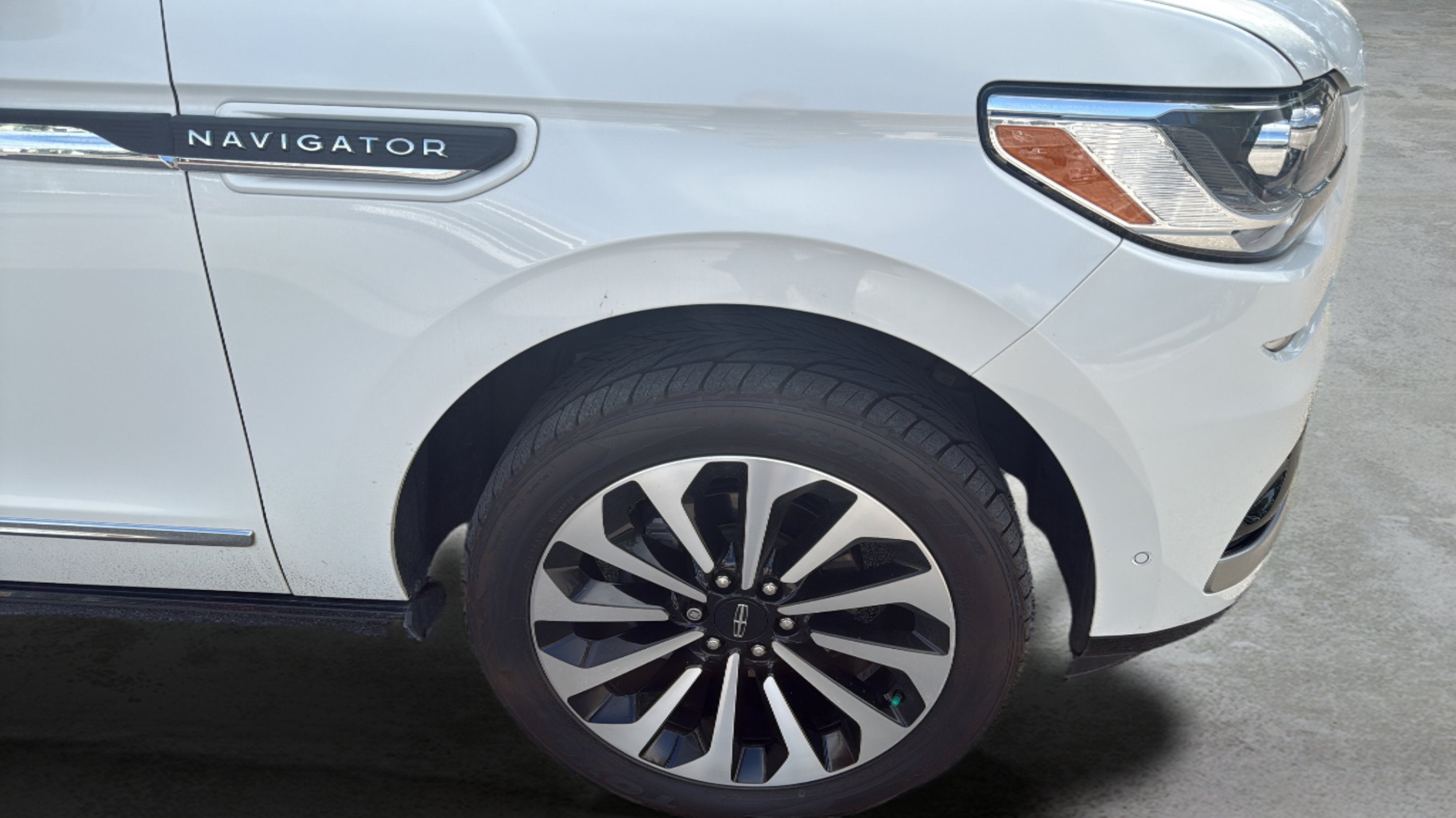 2023 Lincoln Navigator L Reserve