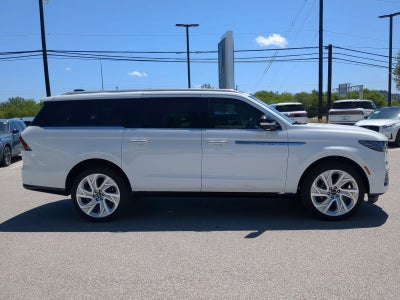 2025 Lincoln Navigator L Reserve
