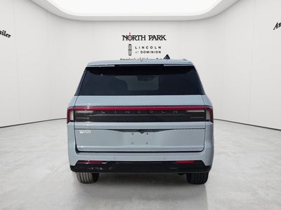 2025 Lincoln Navigator L Reserve