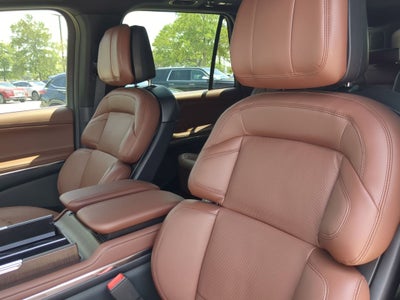 2025 Lincoln Navigator L Reserve