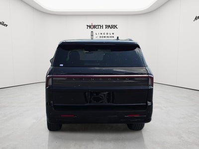 2026 Lincoln Navigator L Reserve