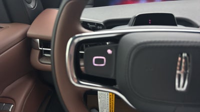 2027 Lincoln Navigator L Reserve