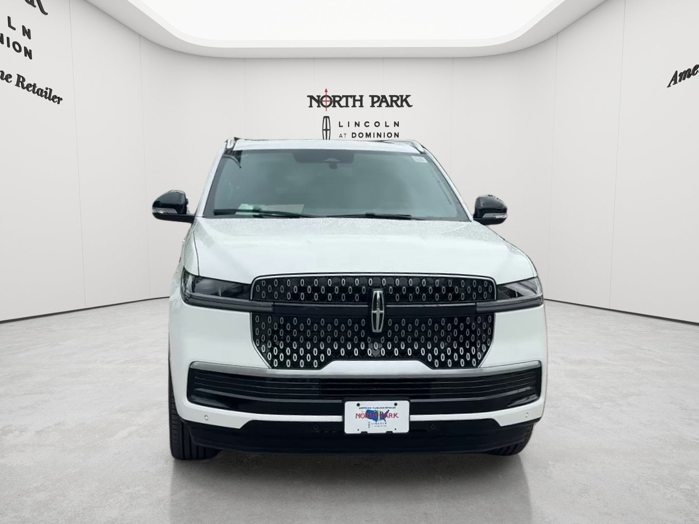 2027 Lincoln Navigator L Reserve