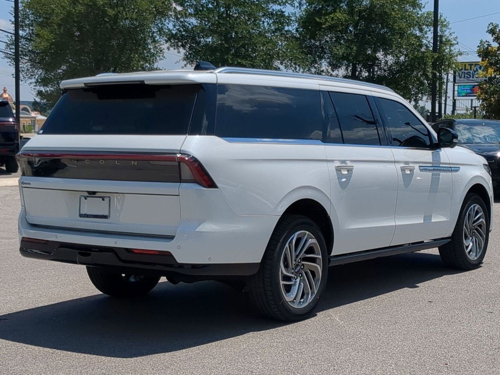 2025 Lincoln Navigator L Reserve