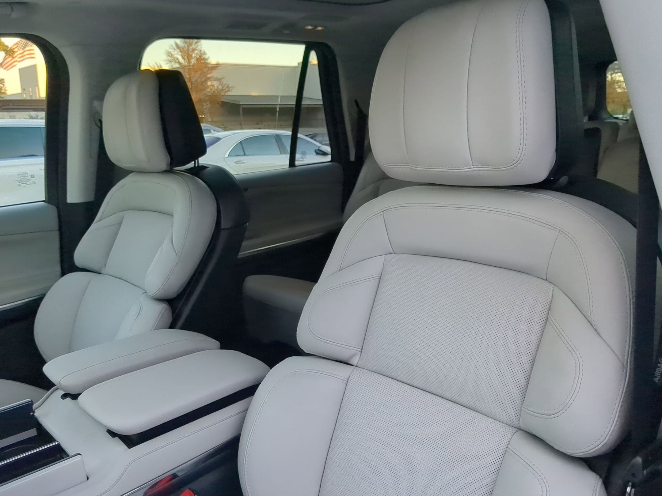 2025 Lincoln Navigator L Reserve