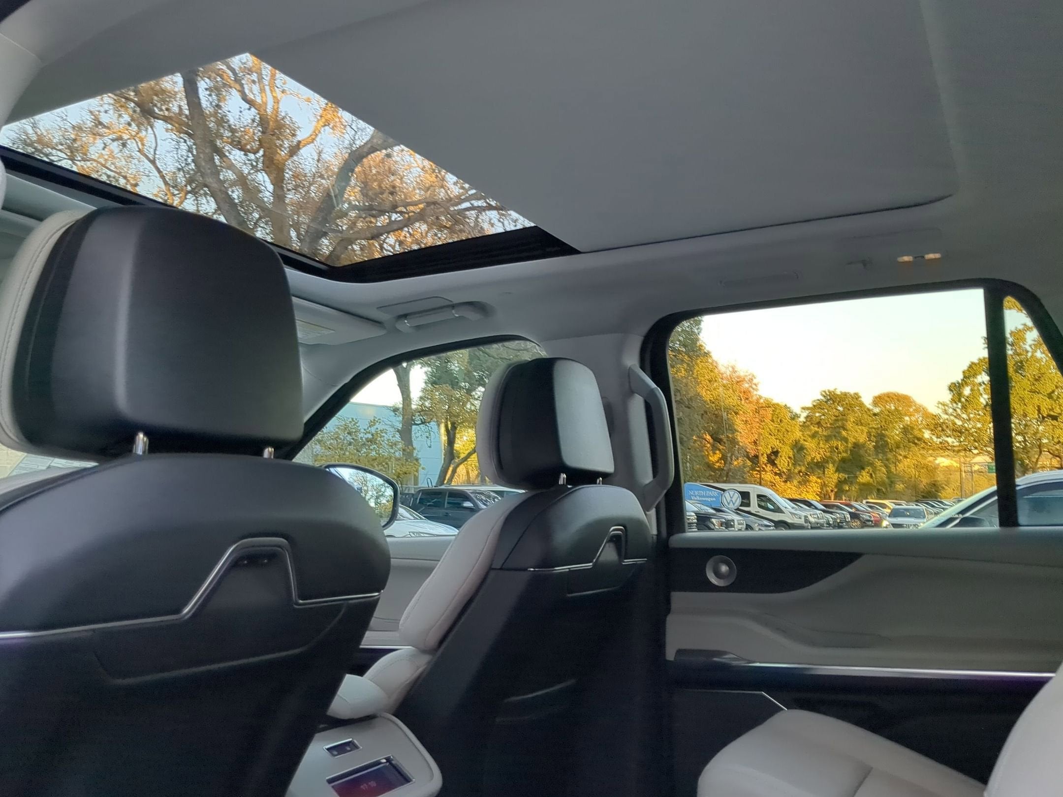 2025 Lincoln Navigator L Reserve