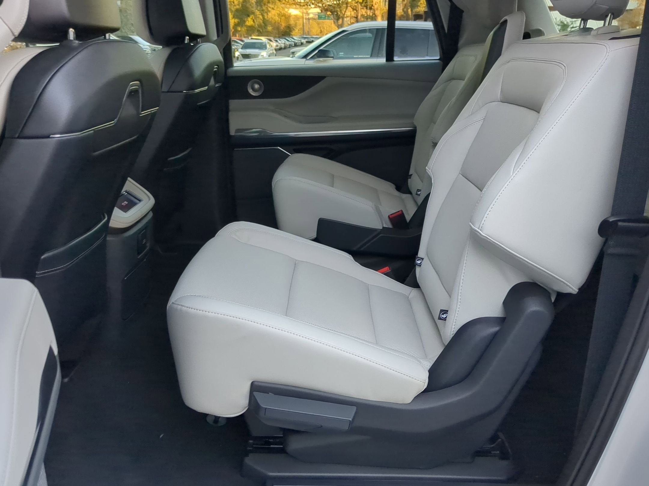 2025 Lincoln Navigator L Reserve