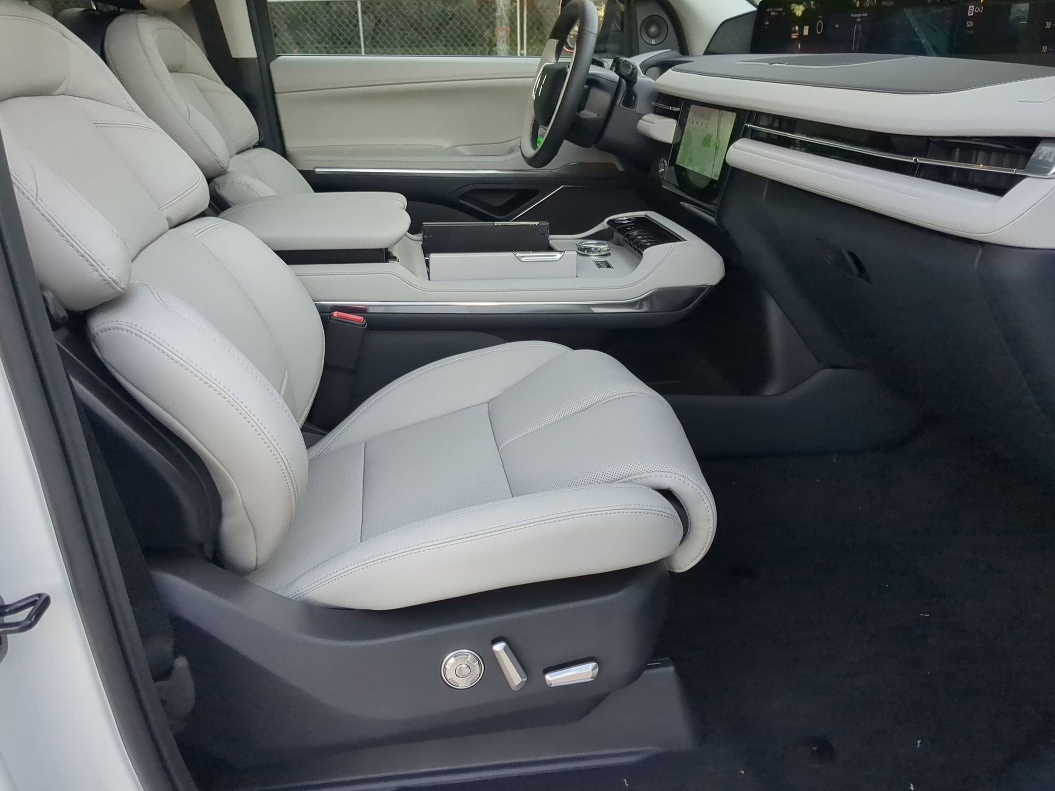 2025 Lincoln Navigator L Reserve