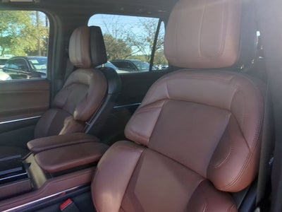 2026 Lincoln Navigator L Reserve