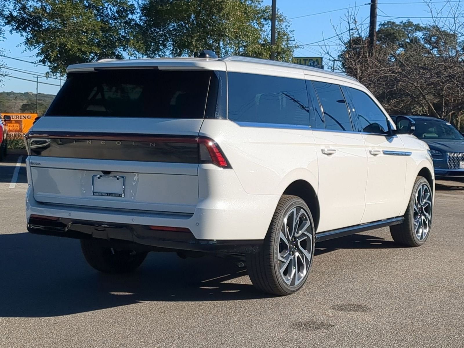 2026 Lincoln Navigator L Reserve