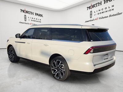 2027 Lincoln Navigator L Reserve