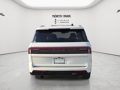 2027 Lincoln Navigator L Reserve