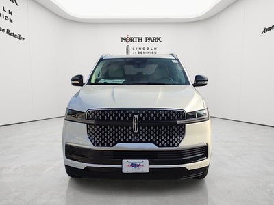 2027 Lincoln Navigator L Reserve