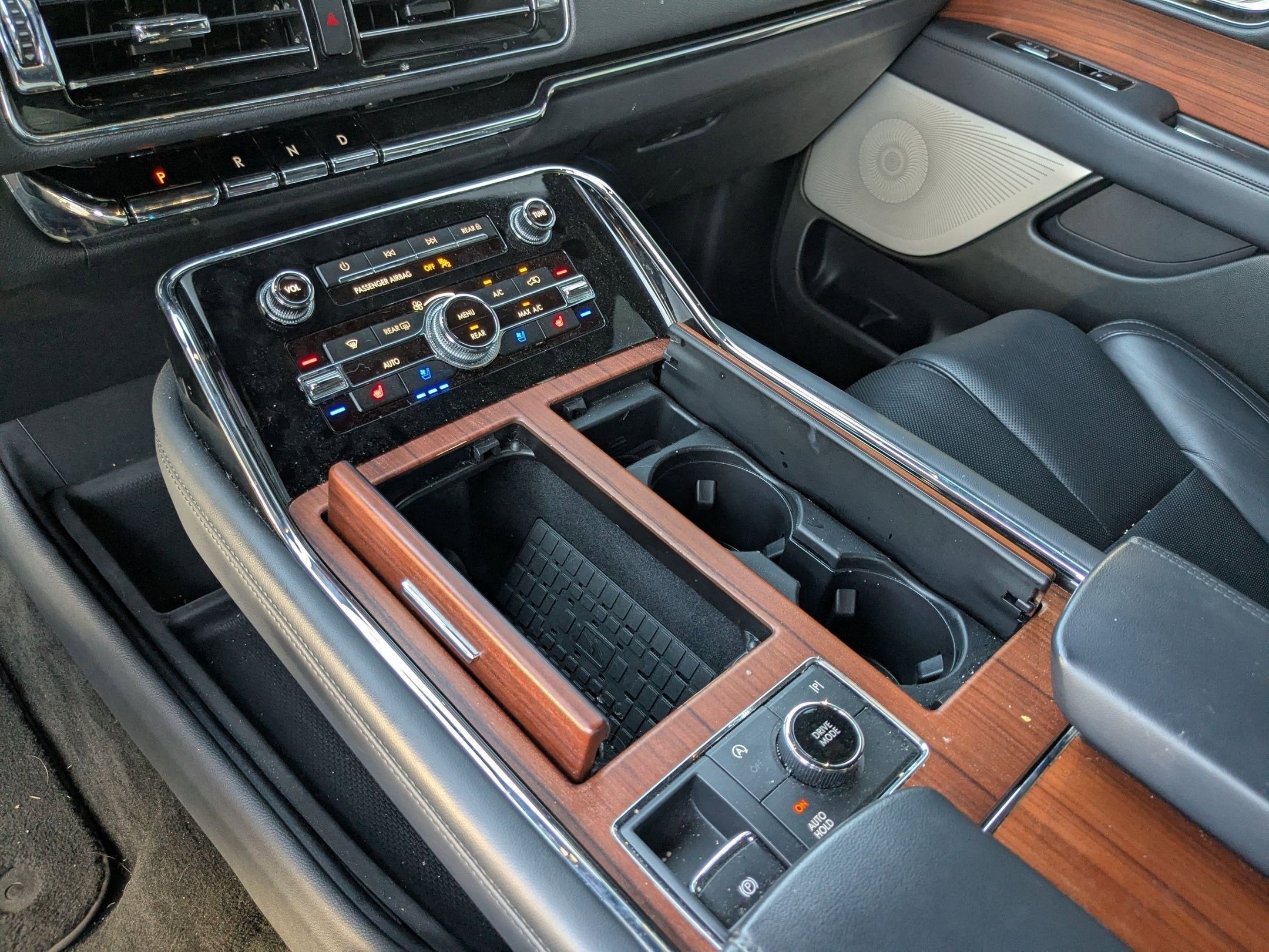 2024 Lincoln Navigator L Reserve