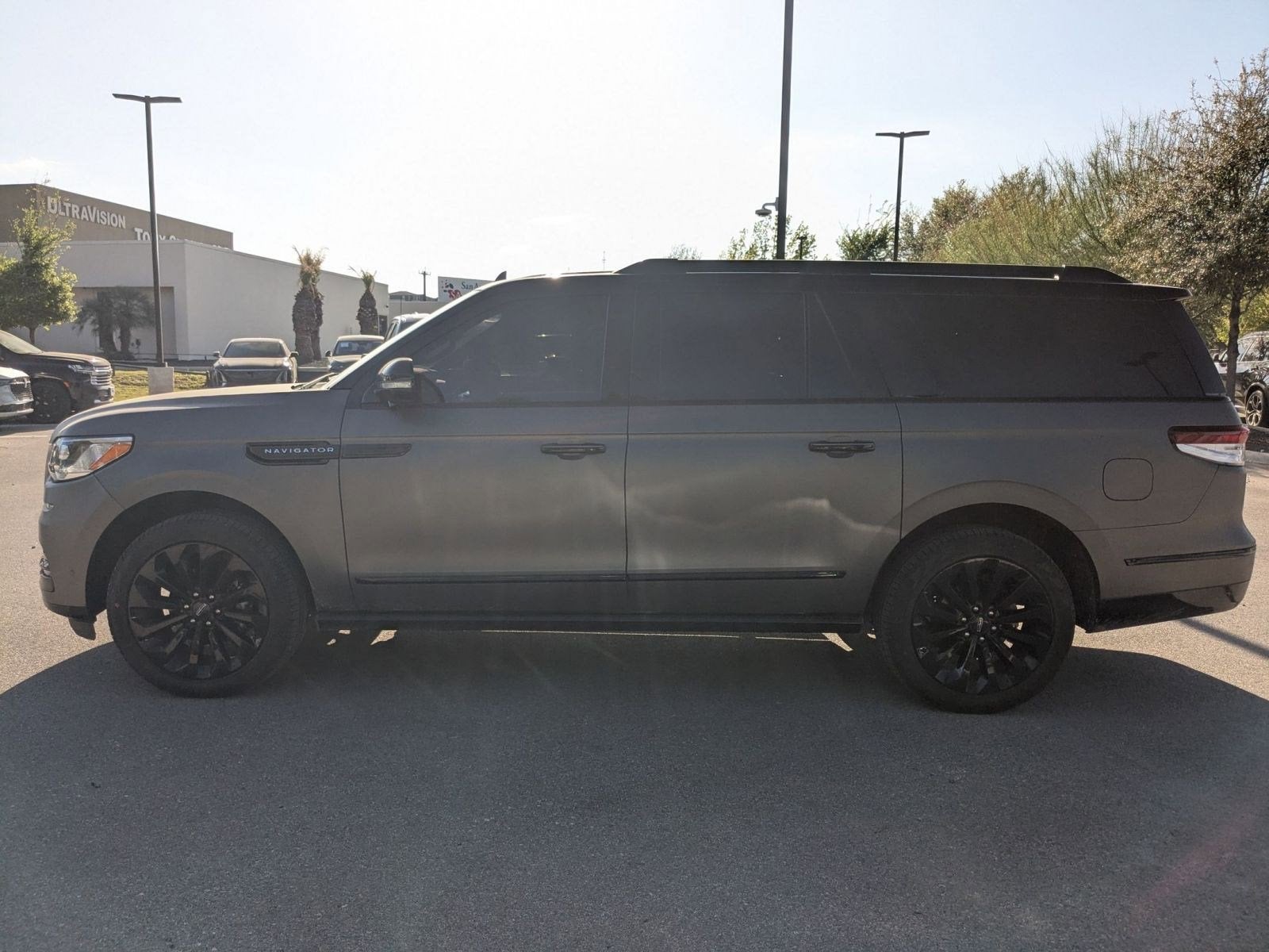 2024 Lincoln Navigator L Reserve