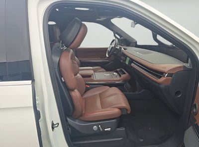 2025 Lincoln Navigator L Reserve