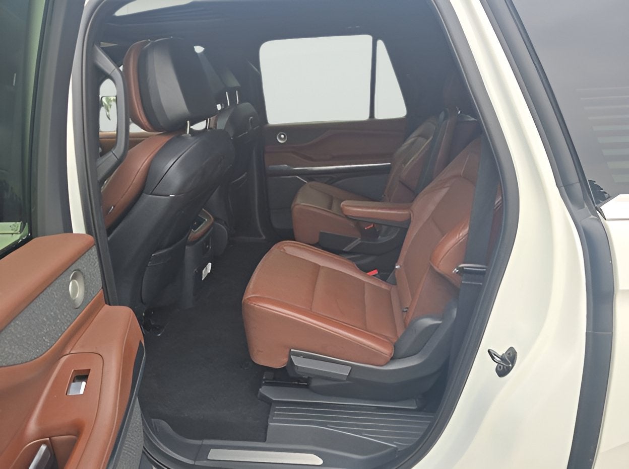 2025 Lincoln Navigator L Reserve