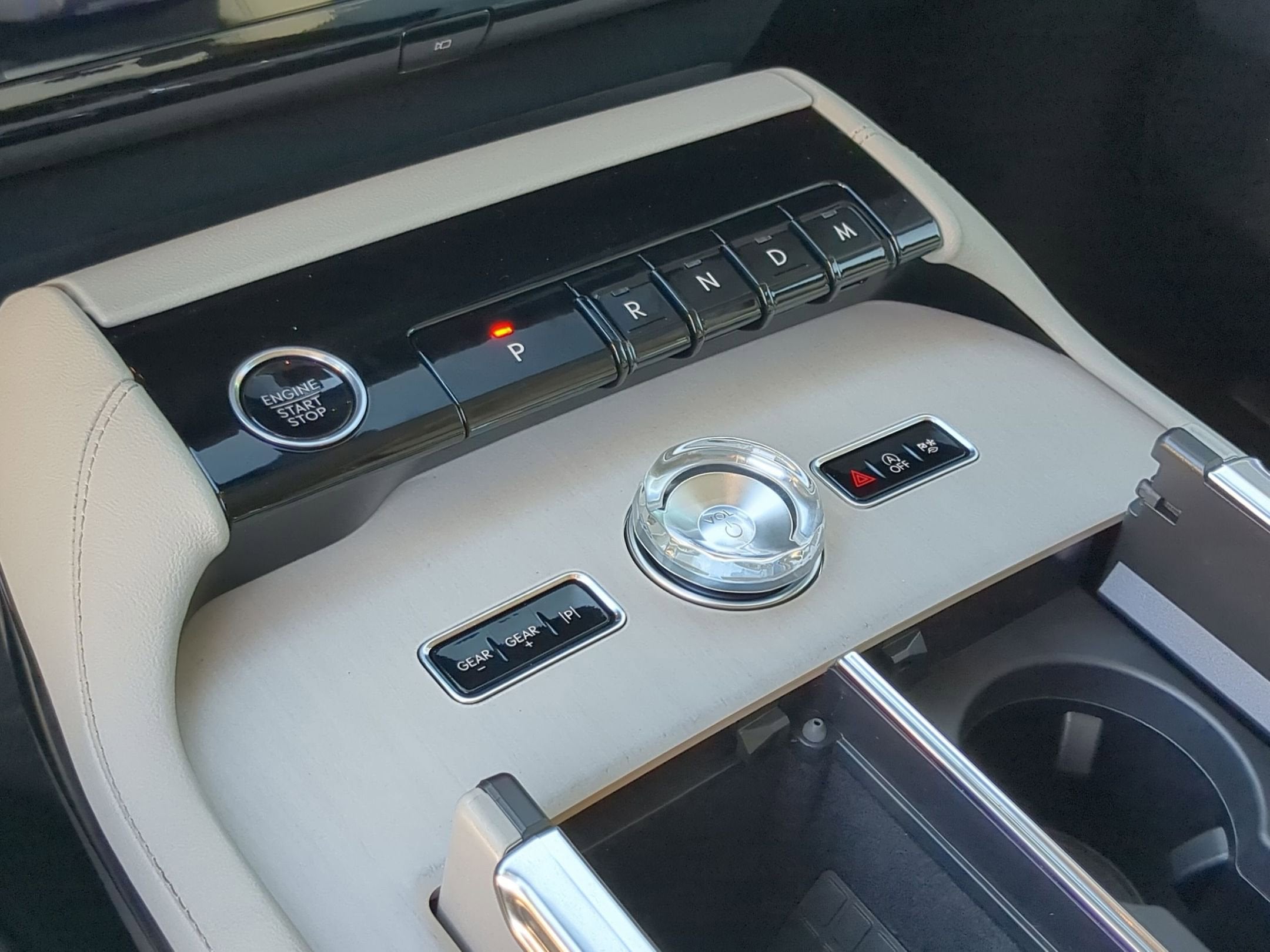 2025 Lincoln Navigator L Reserve