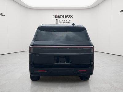 2026 Lincoln Navigator L Reserve