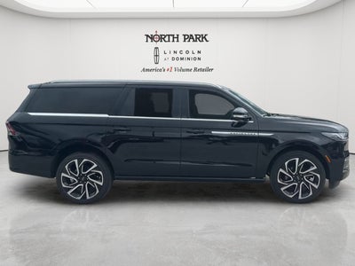 2026 Lincoln Navigator L Reserve