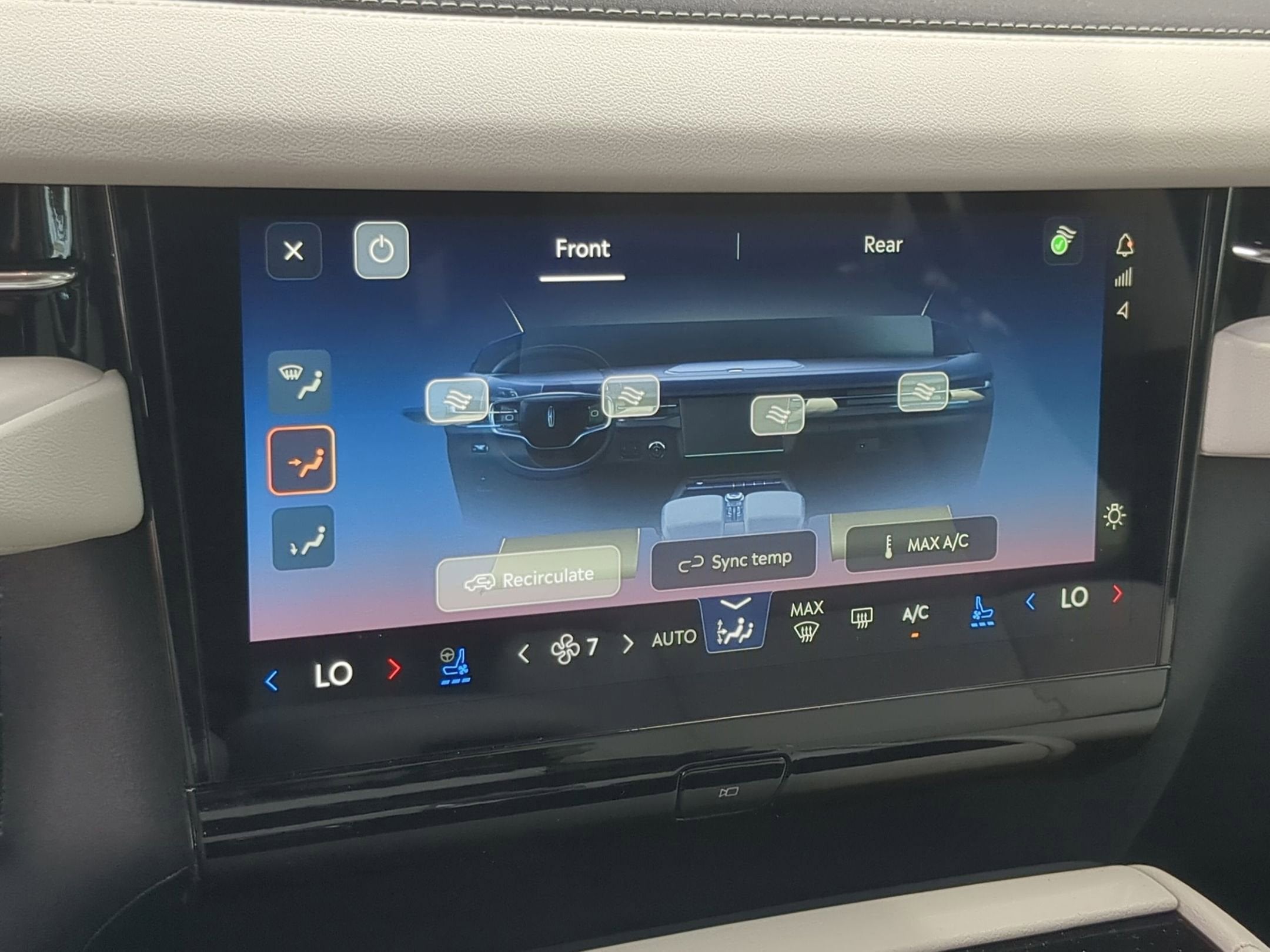 2026 Lincoln Navigator L Reserve