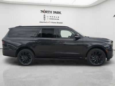 2026 Lincoln Navigator L Reserve