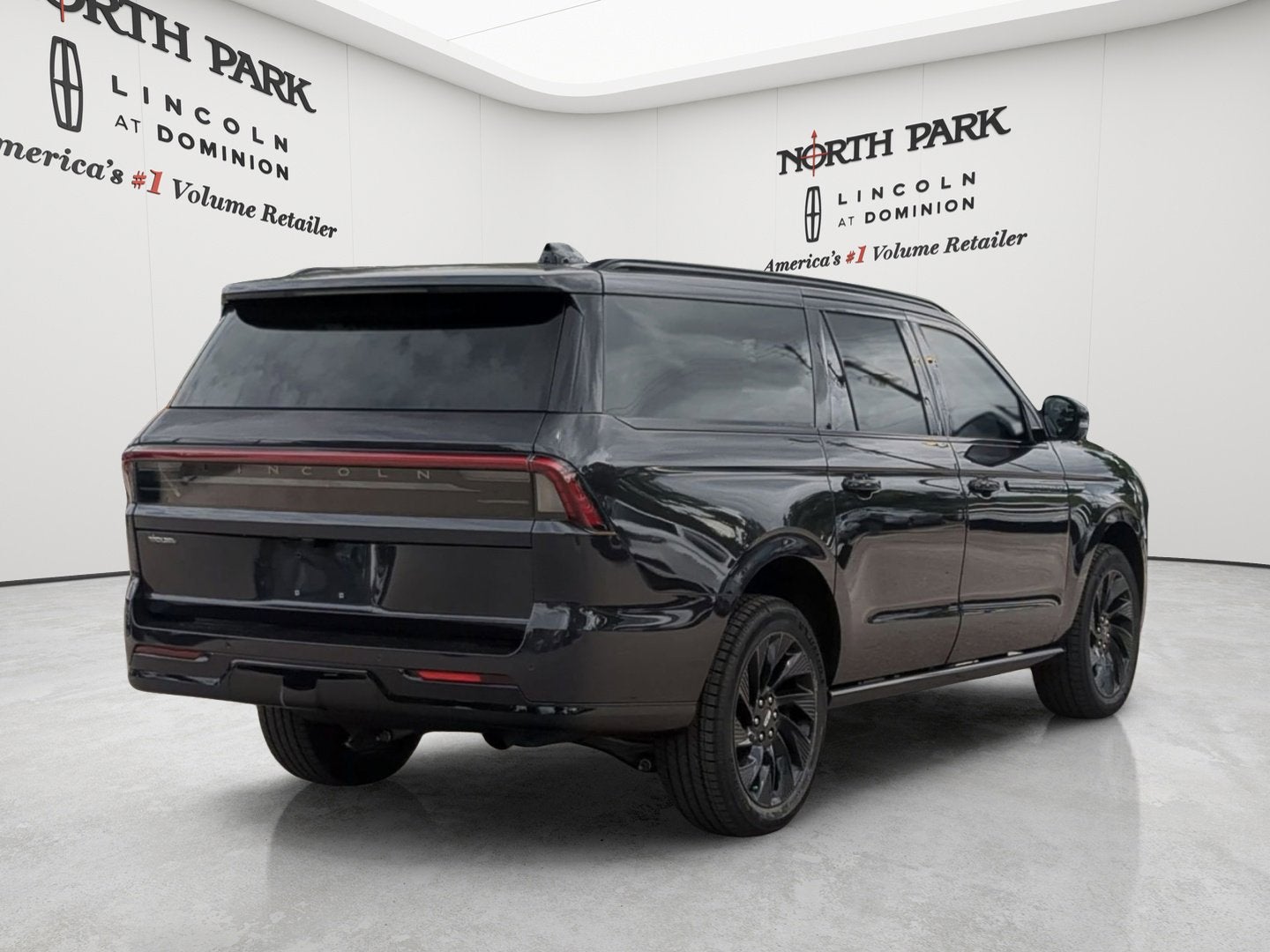 2026 Lincoln Navigator L Reserve