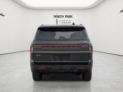 2026 Lincoln Navigator L Reserve