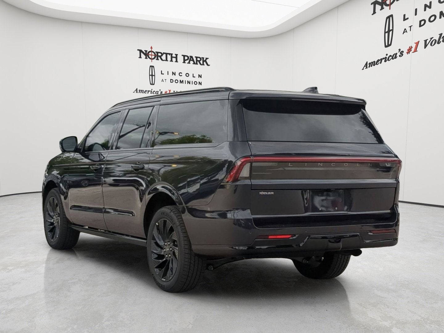 2026 Lincoln Navigator L Reserve