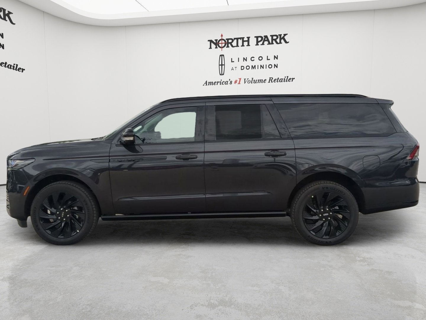 2026 Lincoln Navigator L Reserve