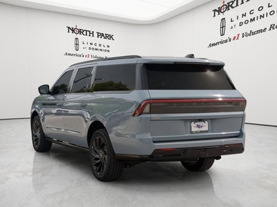 2026 Lincoln Navigator L Reserve