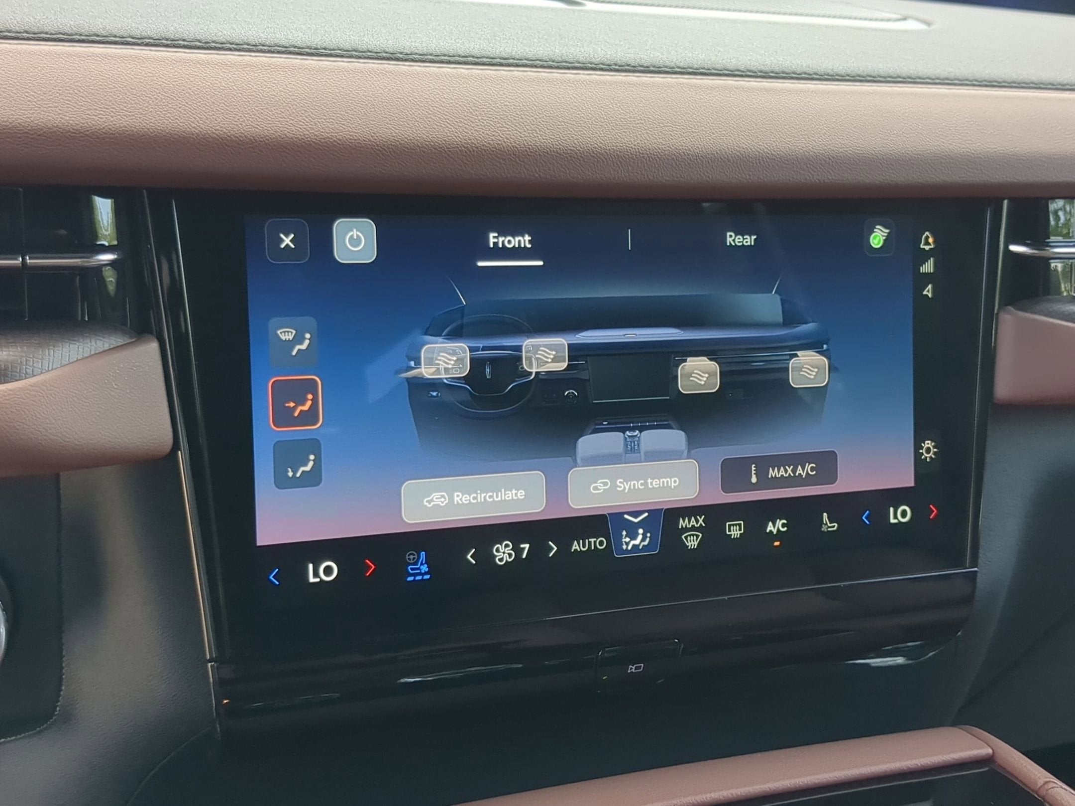 2026 Lincoln Navigator L Reserve