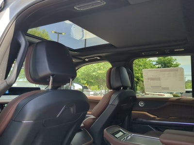 2026 Lincoln Navigator L Reserve