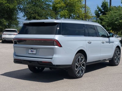 2026 Lincoln Navigator L Reserve