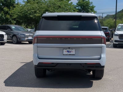 2026 Lincoln Navigator L Reserve