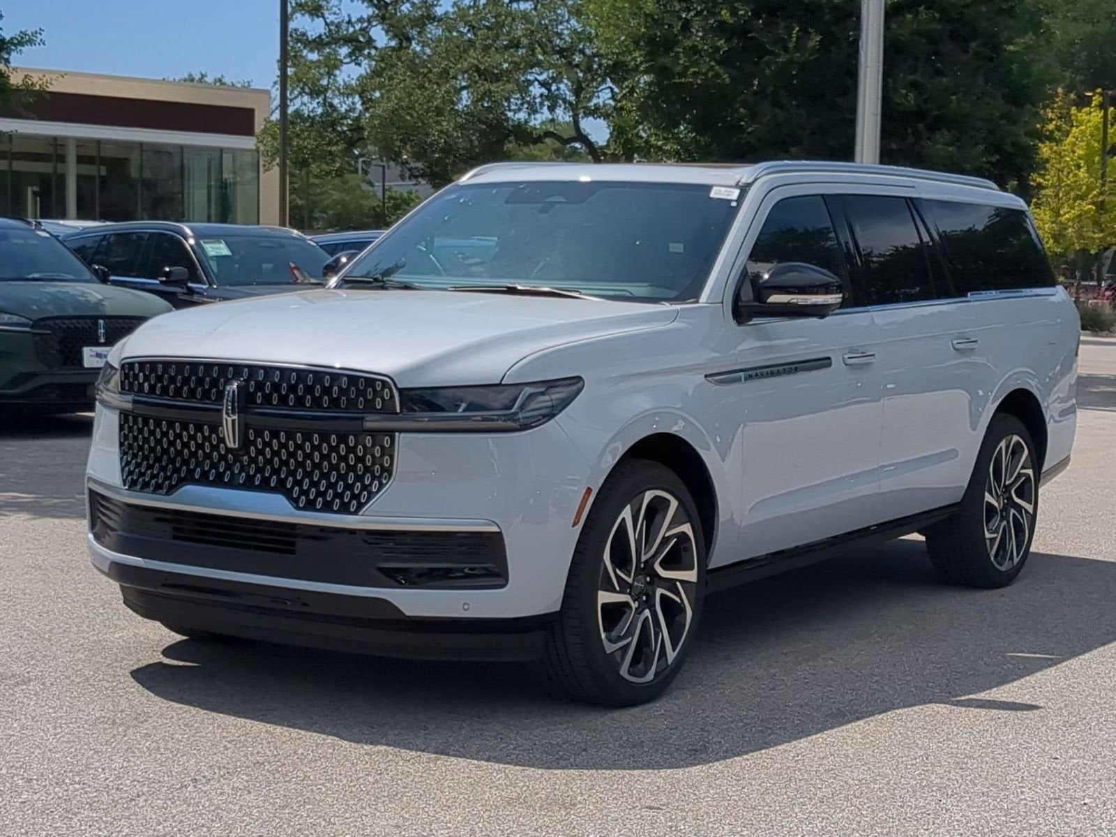 2026 Lincoln Navigator L Reserve