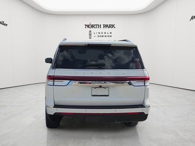 2023 Lincoln Navigator L Reserve