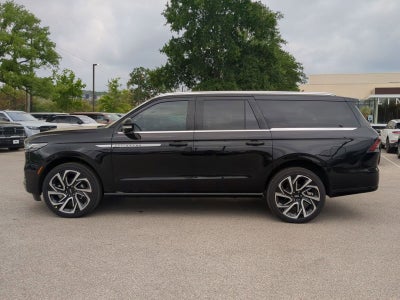 2026 Lincoln Navigator L *Custom Wrap Reserve